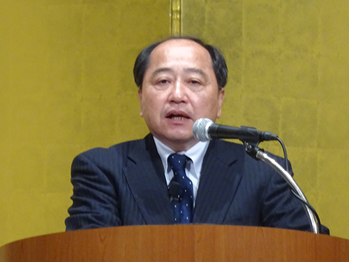 「１４周年アニバーサリー」席上で社名変更など明らかにした岡田達社長